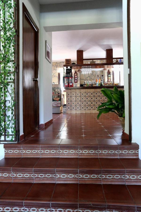 Hotel Rural & Restaurante Las Camaretas Cortes de la Frontera Ngoại thất bức ảnh