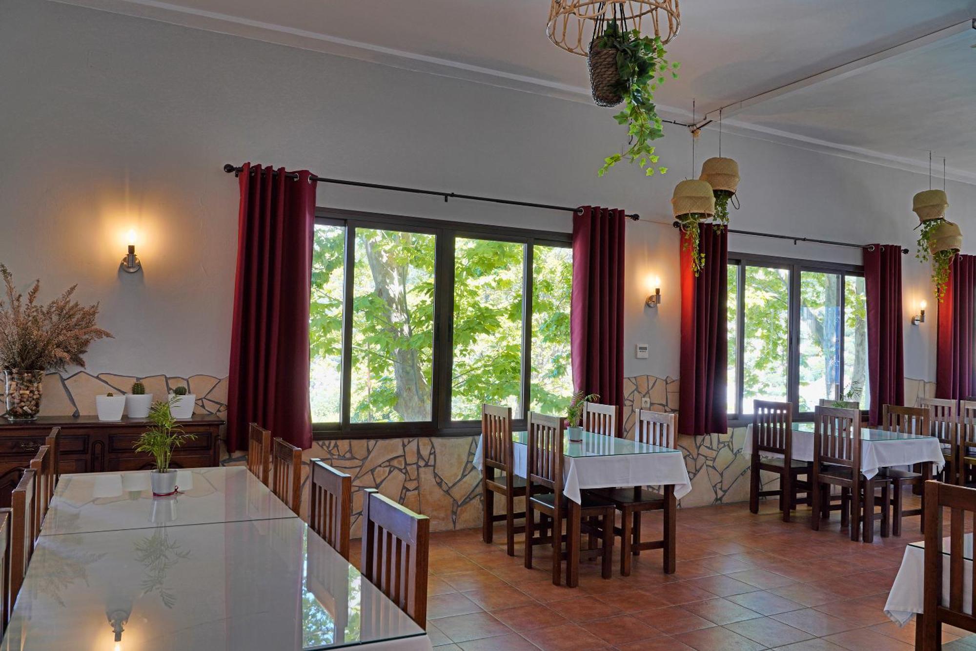 Hotel Rural & Restaurante Las Camaretas Cortes de la Frontera Ngoại thất bức ảnh